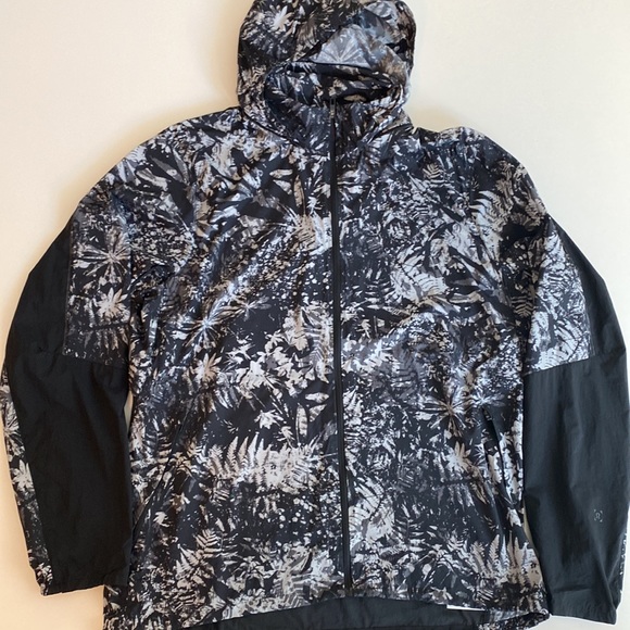 Lululemon Active Jacket - Canopy Ice Grey Black Size L - Picture 6 of 14